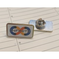 Insigna cu pin dreptunghiulara 26x15 mm argintie