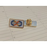 Insigna cu pin dreptunghiulara 26x15 mm aurie